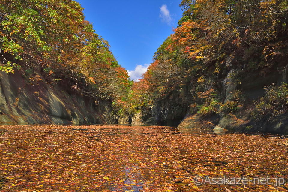 ��q�F��q�勴�����2km